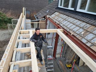 "Nieuwe dak lichtstraat in Leiden, Leiderdorp"